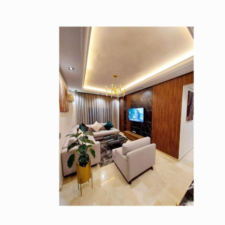 Modern Apartment Opposite The Hassan2 Mosque, Very Well Equipped And Stylish, 85 M2 With Gym And Direct Sea View With Underground Garage , Prohibits Unmarried Couples Of Arab Origin Casablanca Esterno foto
