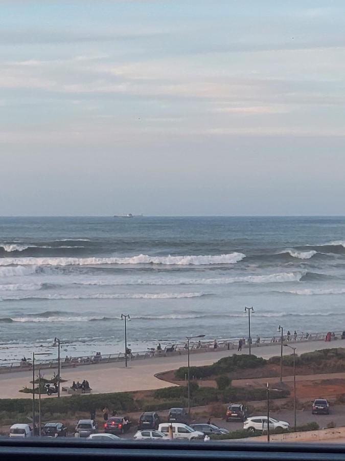 Modern Apartment Opposite The Hassan2 Mosque, Very Well Equipped And Stylish, 85 M2 With Gym And Direct Sea View With Underground Garage , Prohibits Unmarried Couples Of Arab Origin Casablanca Esterno foto