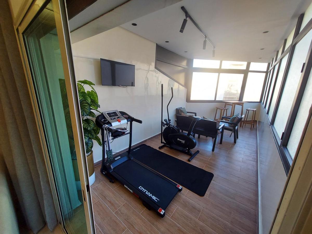 Modern Apartment Opposite The Hassan2 Mosque, Very Well Equipped And Stylish, 85 M2 With Gym And Direct Sea View With Underground Garage , Prohibits Unmarried Couples Of Arab Origin Casablanca Esterno foto