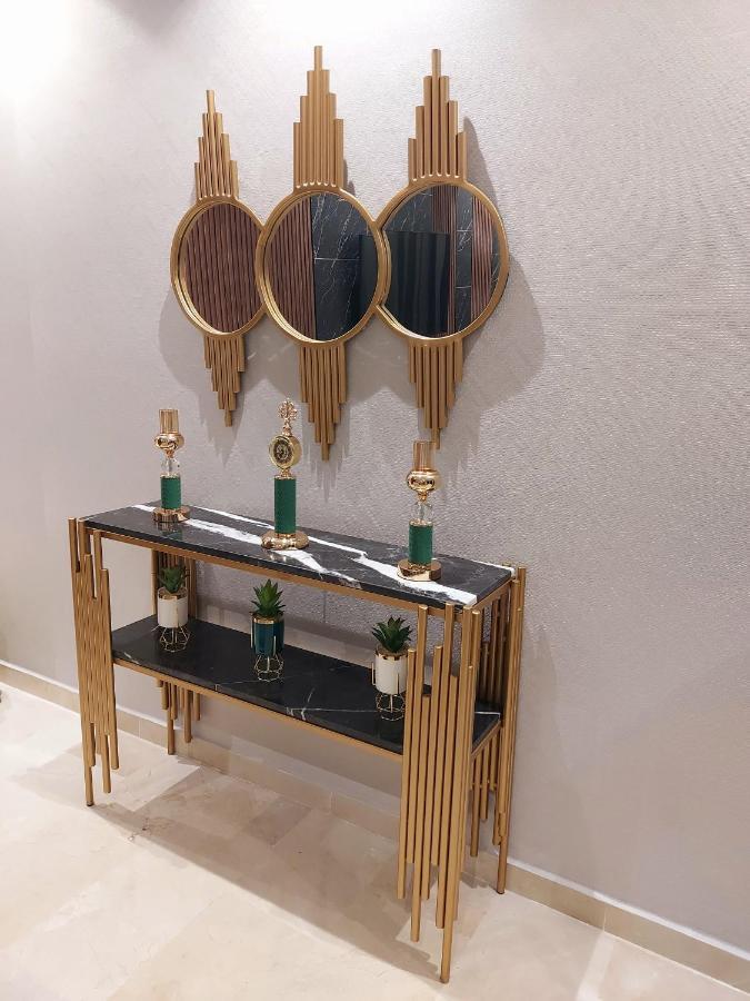 Modern Apartment Opposite The Hassan2 Mosque, Very Well Equipped And Stylish, 85 M2 With Gym And Direct Sea View With Underground Garage , Prohibits Unmarried Couples Of Arab Origin Casablanca Esterno foto