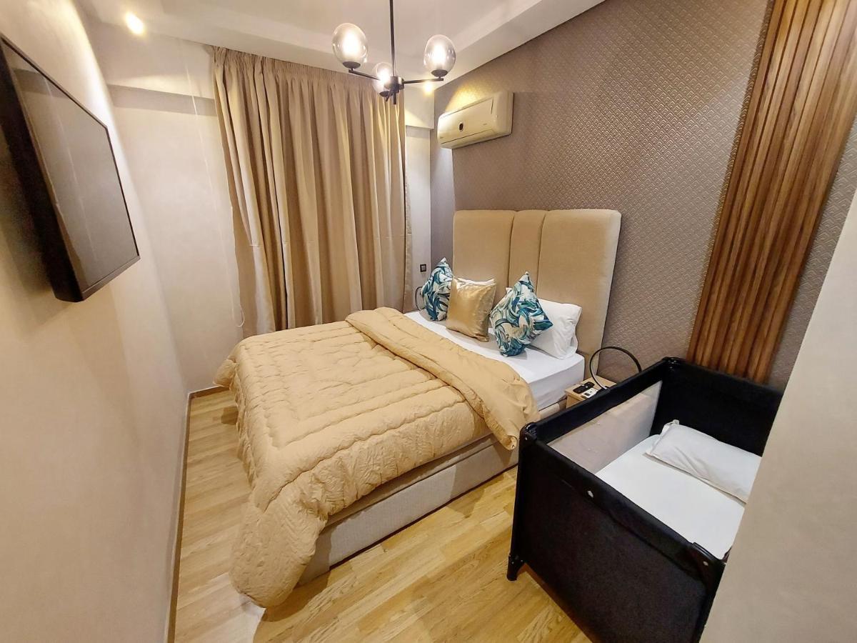 Modern Apartment Opposite The Hassan2 Mosque, Very Well Equipped And Stylish, 85 M2 With Gym And Direct Sea View With Underground Garage , Prohibits Unmarried Couples Of Arab Origin Casablanca Esterno foto