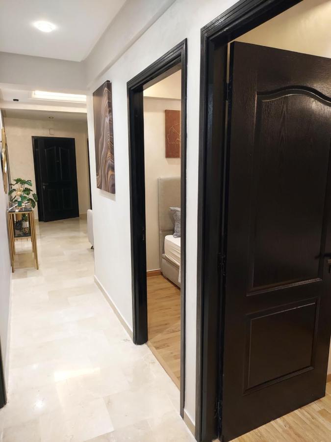 Modern Apartment Opposite The Hassan2 Mosque, Very Well Equipped And Stylish, 85 M2 With Gym And Direct Sea View With Underground Garage , Prohibits Unmarried Couples Of Arab Origin Casablanca Esterno foto