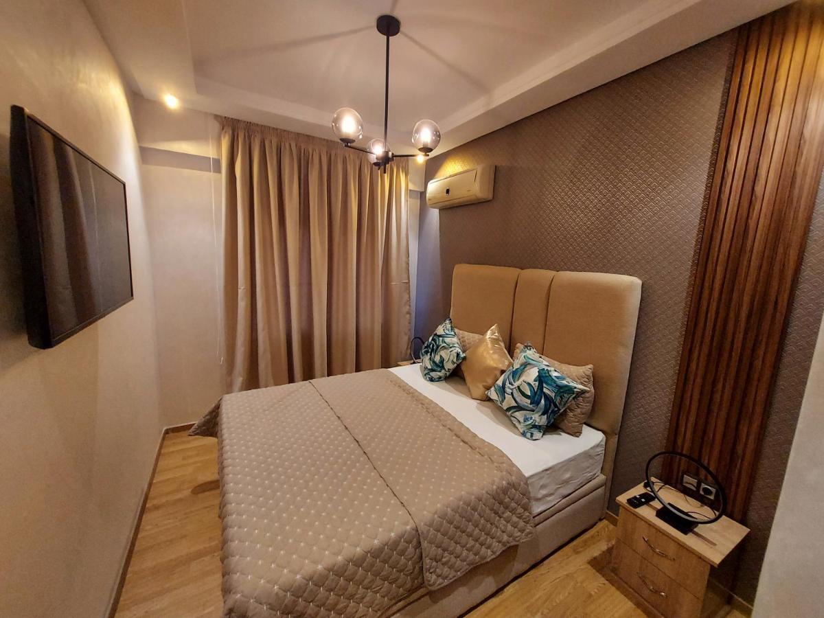 Modern Apartment Opposite The Hassan2 Mosque, Very Well Equipped And Stylish, 85 M2 With Gym And Direct Sea View With Underground Garage , Prohibits Unmarried Couples Of Arab Origin Casablanca Esterno foto