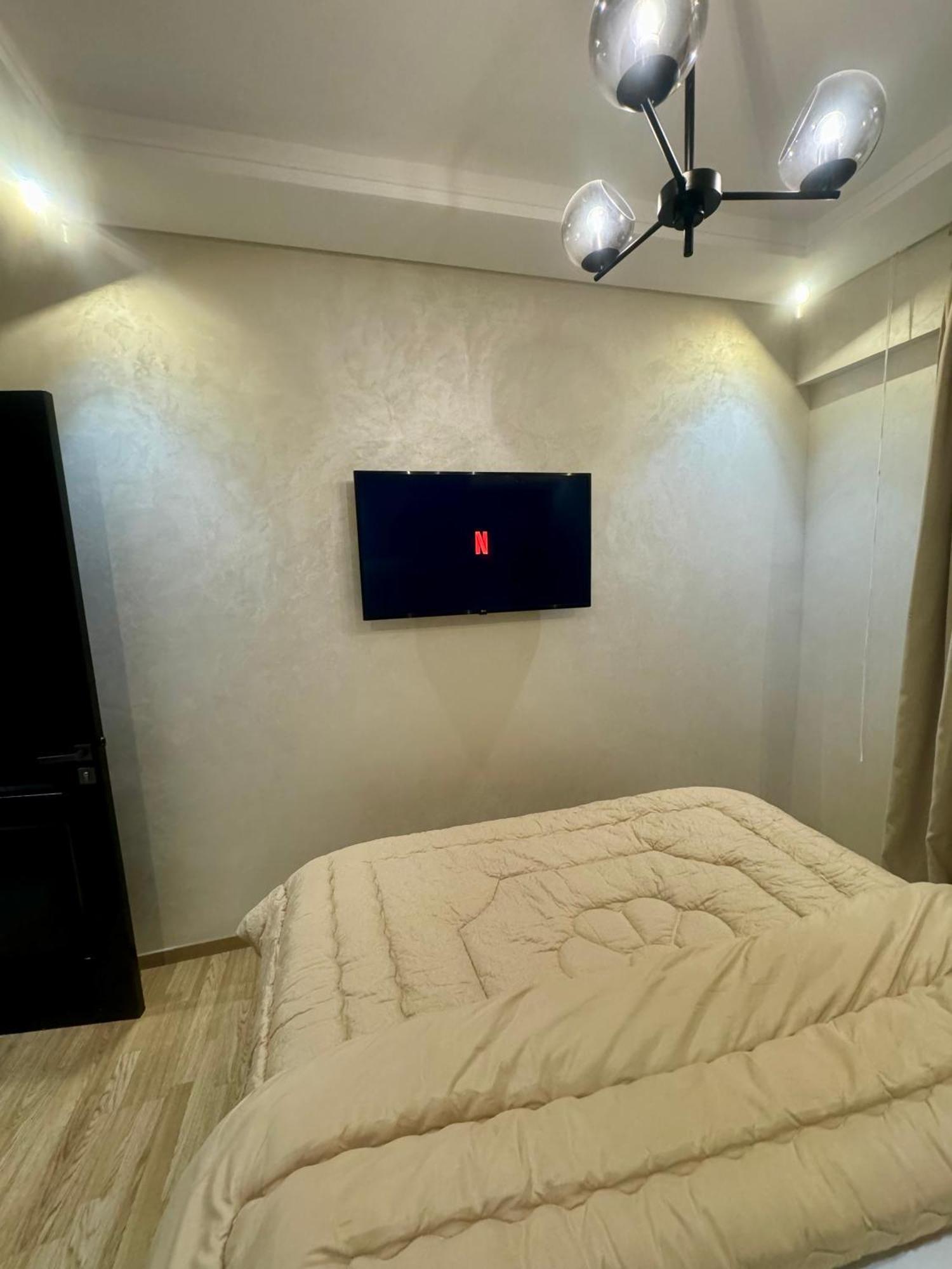 Modern Apartment Opposite The Hassan2 Mosque, Very Well Equipped And Stylish, 85 M2 With Gym And Direct Sea View With Underground Garage , Prohibits Unmarried Couples Of Arab Origin Casablanca Esterno foto