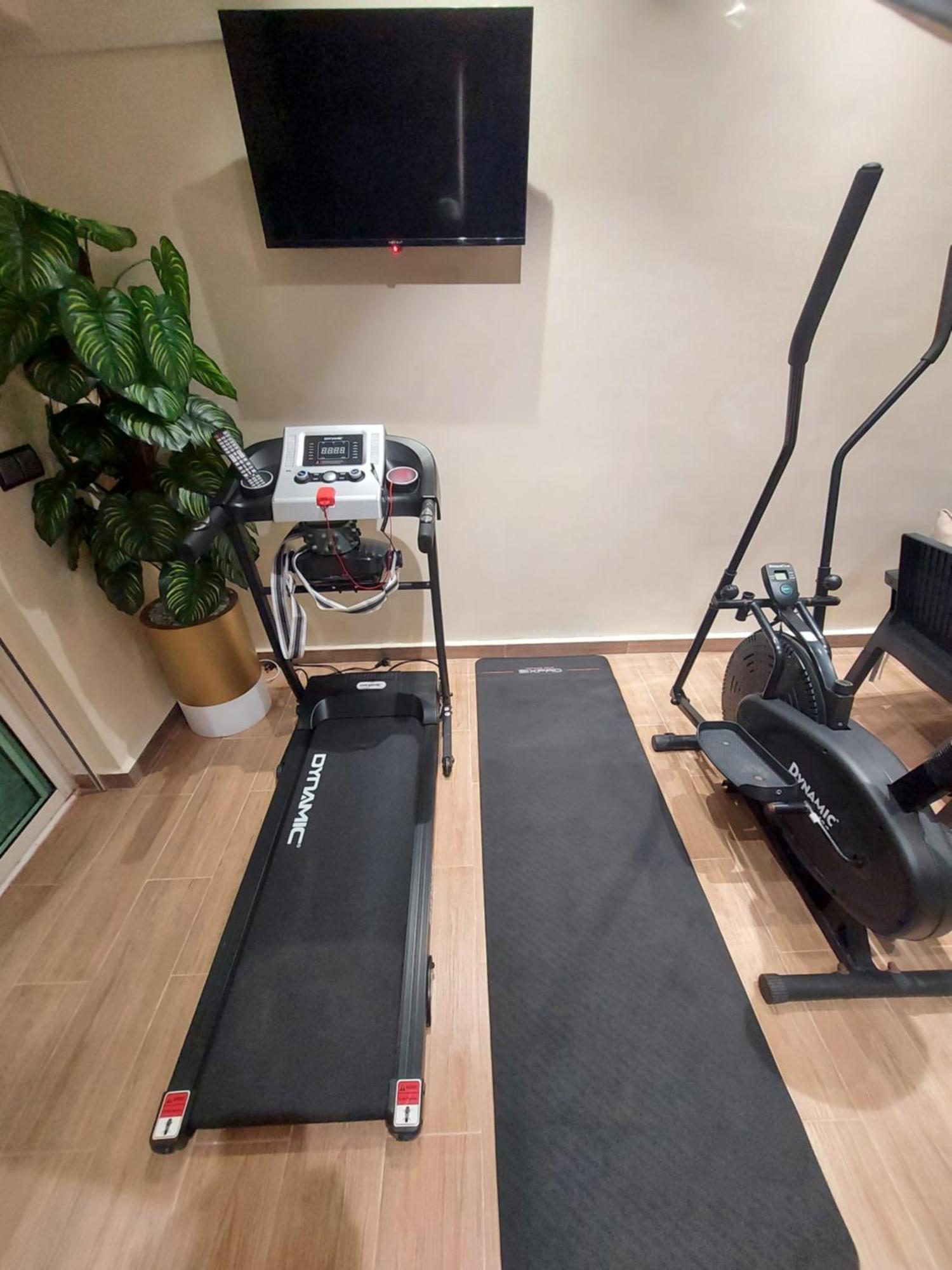 Modern Apartment Opposite The Hassan2 Mosque, Very Well Equipped And Stylish, 85 M2 With Gym And Direct Sea View With Underground Garage , Prohibits Unmarried Couples Of Arab Origin Casablanca Esterno foto