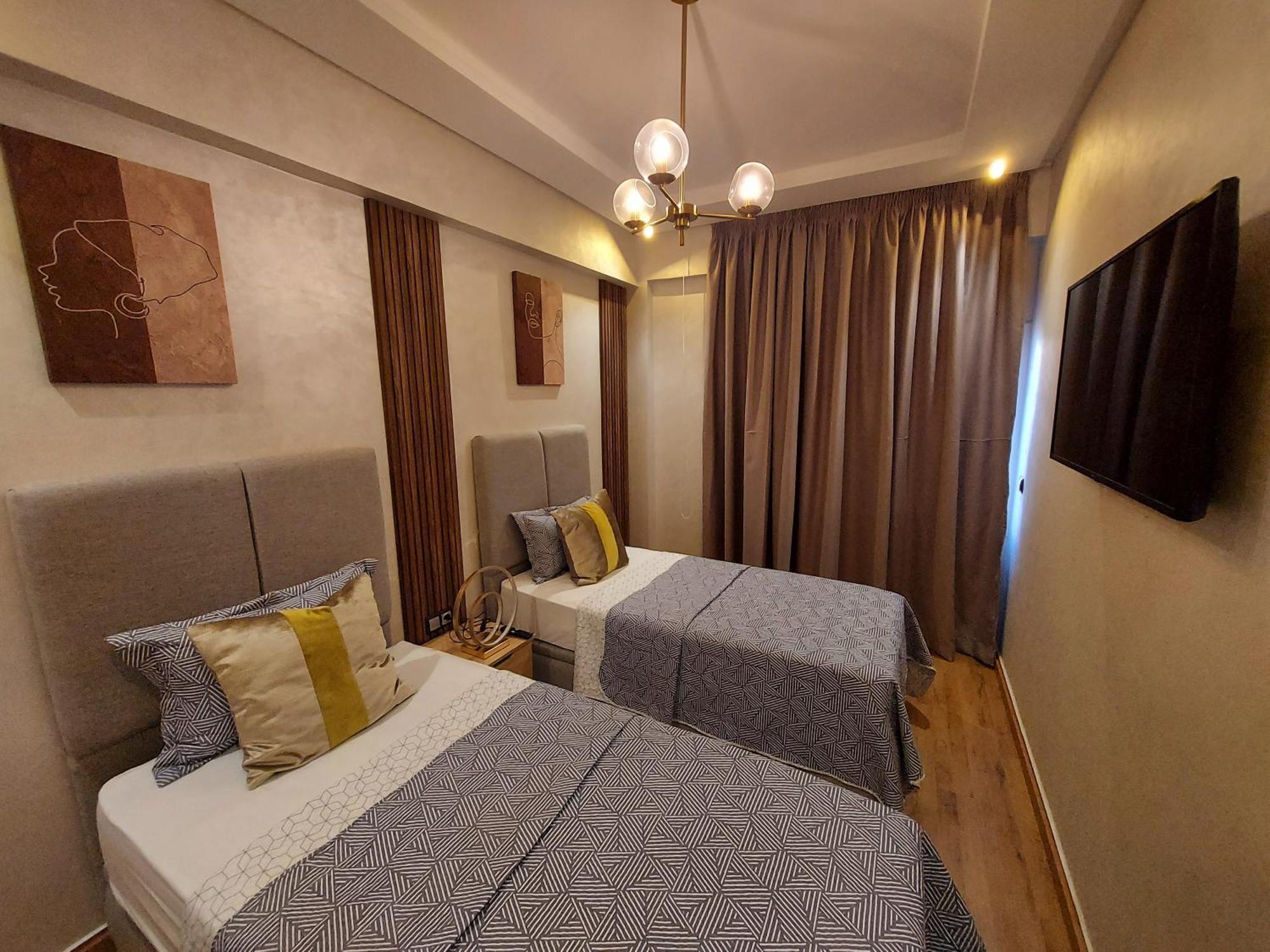 Modern Apartment Opposite The Hassan2 Mosque, Very Well Equipped And Stylish, 85 M2 With Gym And Direct Sea View With Underground Garage , Prohibits Unmarried Couples Of Arab Origin Casablanca Esterno foto